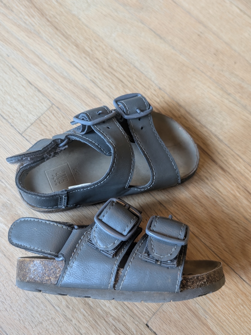 Baby GAP Gray Double Buckle Toddler Sandals